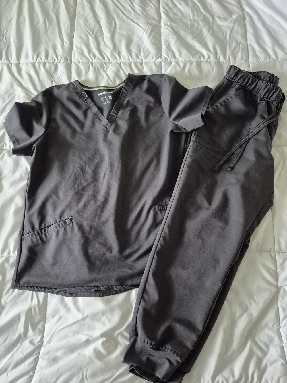 Scrubstar Antimicrobial Pewter V-Neck Scrub Top And Joggers
